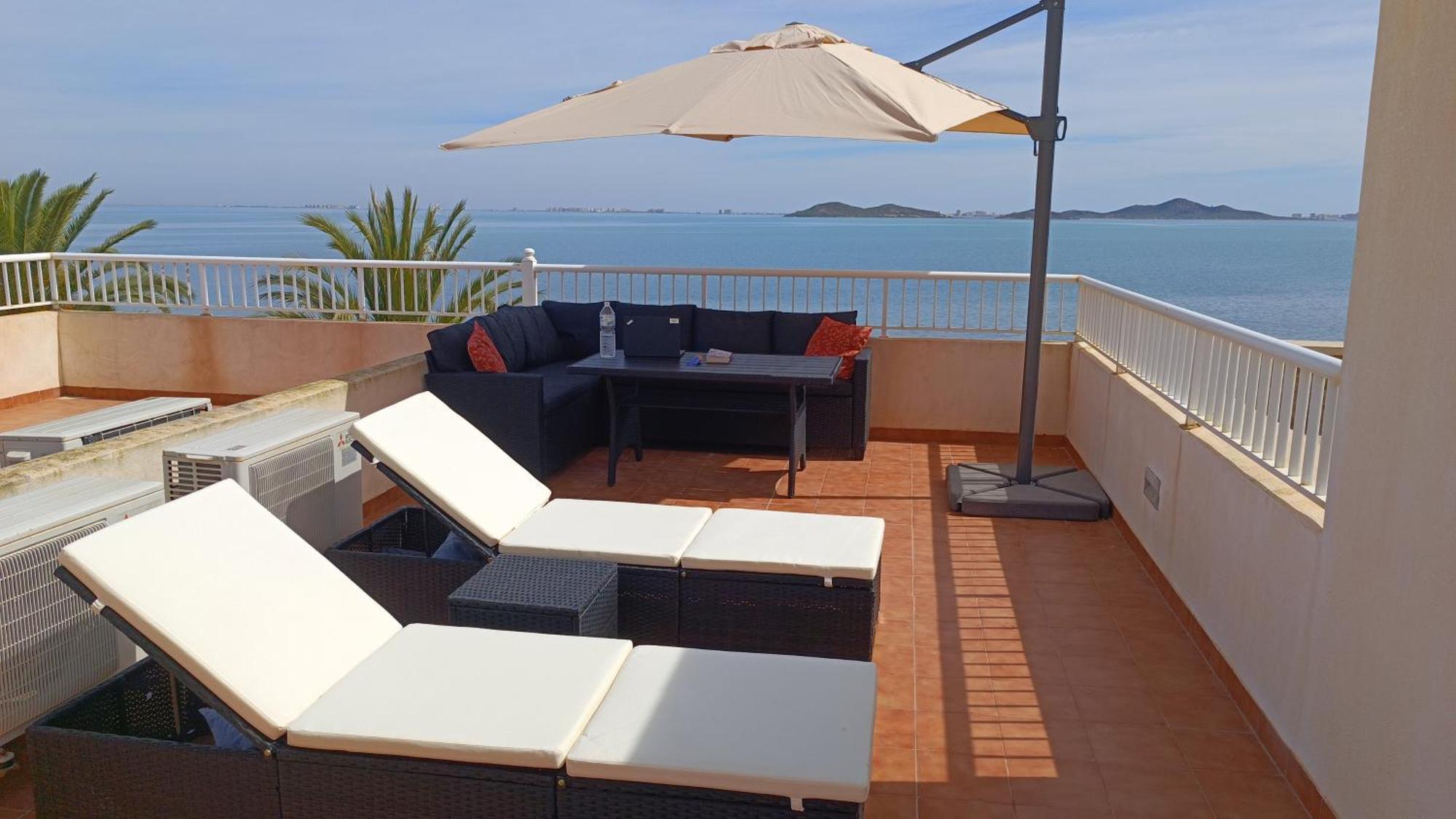 Top Floor Apartment Beachhouse, Beautiful Sea View, On The Beach! Картахена Екстериор снимка
